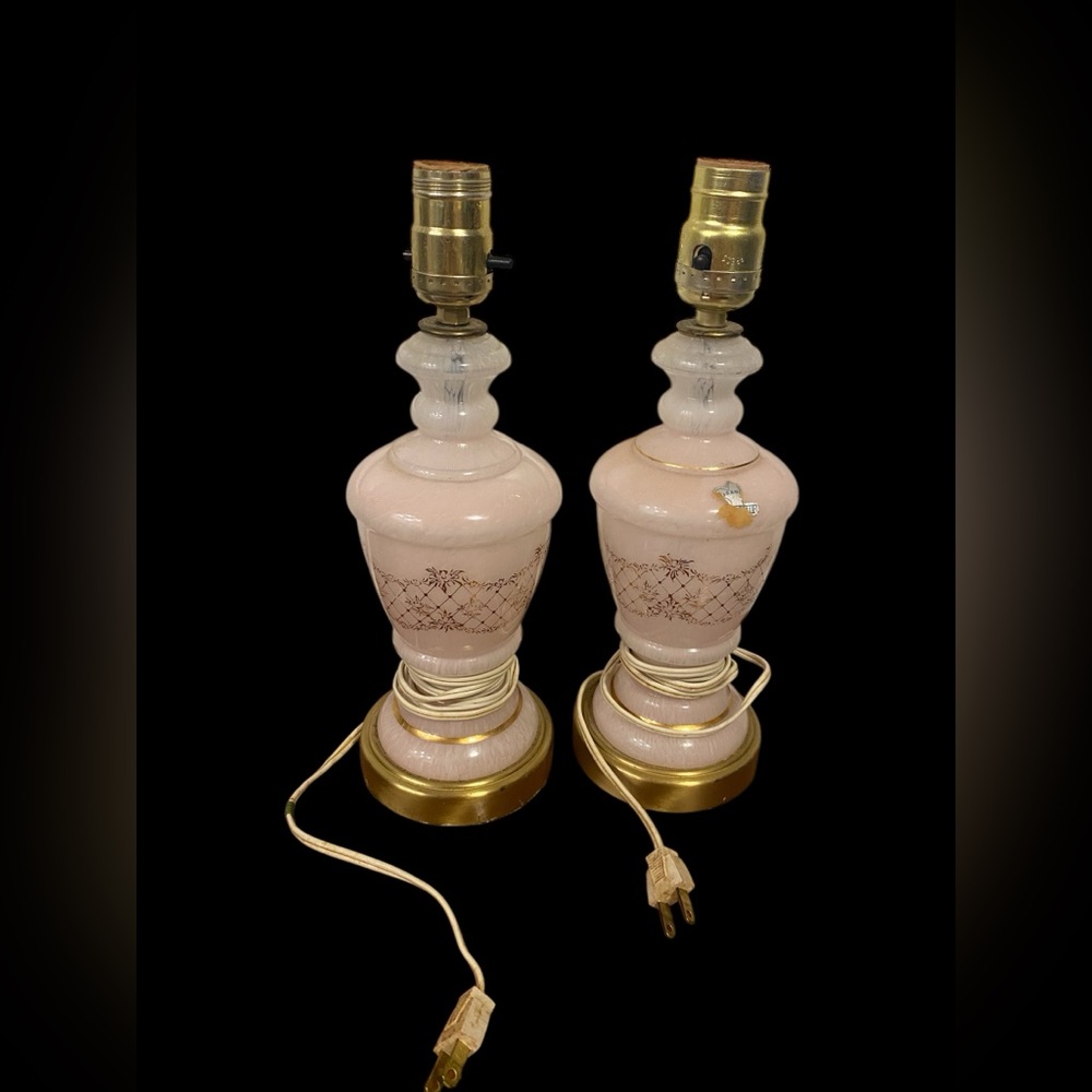 Vintage Pair Of Gold/Pink Underwriters Laboratories Inc.  Lamps France. Works!